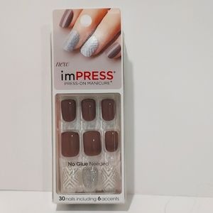 imPress Press On Nails; Style “Ecstatic Cling Taupe and Silver” BNIB